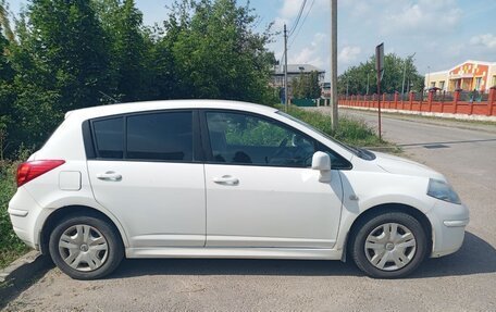 Nissan Tiida, 2011 год, 410 000 рублей, 31 фотография