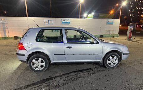 Volkswagen Golf IV, 2000 год, 190 000 рублей, 2 фотография