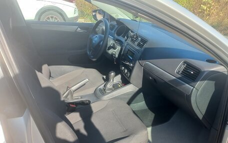 Volkswagen Jetta VI, 2015 год, 950 000 рублей, 7 фотография