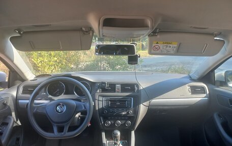 Volkswagen Jetta VI, 2015 год, 950 000 рублей, 8 фотография