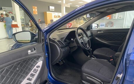 Hyundai Solaris II рестайлинг, 2015 год, 890 000 рублей, 9 фотография