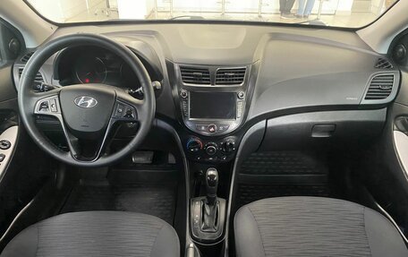 Hyundai Solaris II рестайлинг, 2015 год, 890 000 рублей, 13 фотография