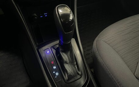 Hyundai Solaris II рестайлинг, 2015 год, 890 000 рублей, 18 фотография