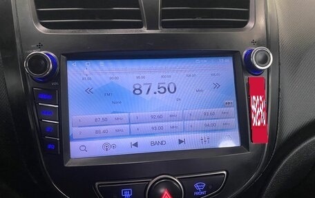 Hyundai Solaris II рестайлинг, 2015 год, 890 000 рублей, 15 фотография