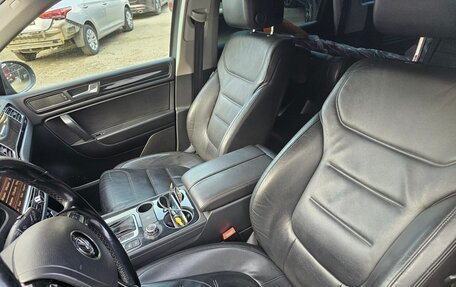 Volkswagen Touareg III, 2010 год, 1 460 000 рублей, 17 фотография