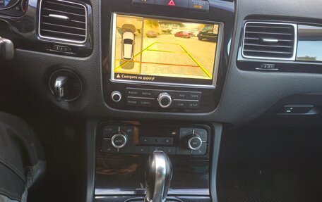 Volkswagen Touareg III, 2010 год, 1 460 000 рублей, 10 фотография