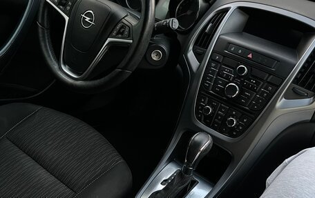 Opel Astra J, 2013 год, 880 000 рублей, 11 фотография