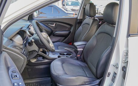 Hyundai ix35 I рестайлинг, 2012 год, 1 080 000 рублей, 10 фотография