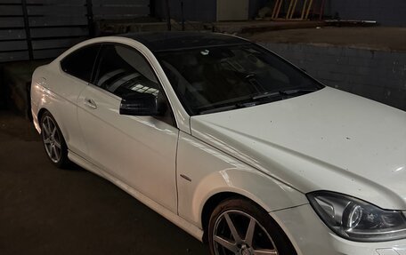 Mercedes-Benz C-Класс, 2012 год, 1 500 000 рублей, 5 фотография