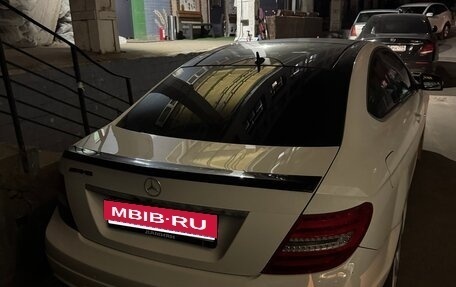 Mercedes-Benz C-Класс, 2012 год, 1 500 000 рублей, 6 фотография