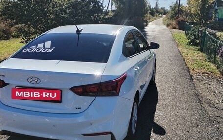 Hyundai Solaris II рестайлинг, 2018 год, 1 150 000 рублей, 3 фотография