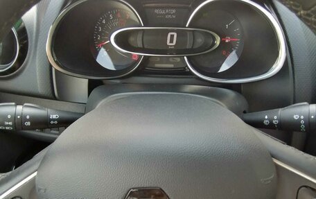 Renault Clio IV рестайлинг, 2019 год, 9 000 рублей, 20 фотография