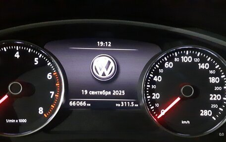 Volkswagen Touareg III, 2015 год, 4 150 000 рублей, 20 фотография