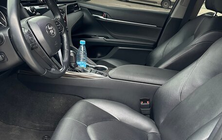 Toyota Camry, 2021 год, 2 500 000 рублей, 13 фотография