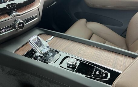 Volvo XC60 II, 2024 год, 6 590 000 рублей, 17 фотография