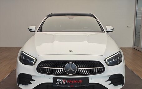 Mercedes-Benz E-Класс, 2021 год, 4 490 000 рублей, 2 фотография