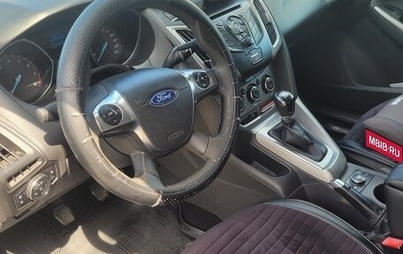 Ford Focus III, 2011 год, 680 000 рублей, 2 фотография