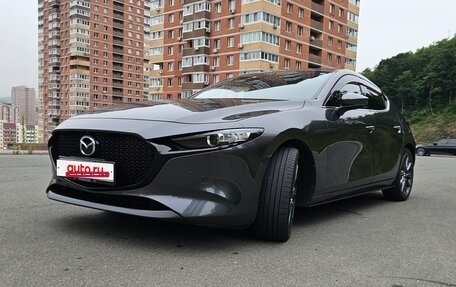 Mazda 3, 2019 год, 1 550 000 рублей, 4 фотография