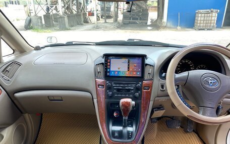 Toyota Harrier, 2002 год, 1 030 000 рублей, 9 фотография