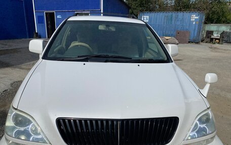 Toyota Harrier, 2002 год, 1 030 000 рублей, 14 фотография
