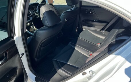 Honda Accord IX рестайлинг, 2016 год, 1 900 000 рублей, 6 фотография