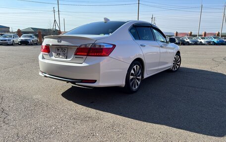 Honda Accord IX рестайлинг, 2016 год, 1 900 000 рублей, 4 фотография