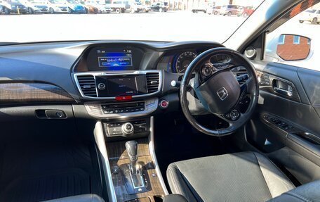 Honda Accord IX рестайлинг, 2016 год, 1 900 000 рублей, 10 фотография