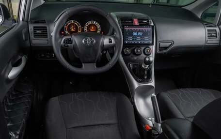 Toyota Auris II, 2010 год, 699 000 рублей, 6 фотография