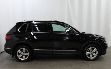 Volkswagen Tiguan II, 2017 год, 2 289 000 рублей, 7 фотография