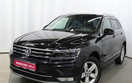 Volkswagen Tiguan II, 2017 год, 2 289 000 рублей, 1 фотография