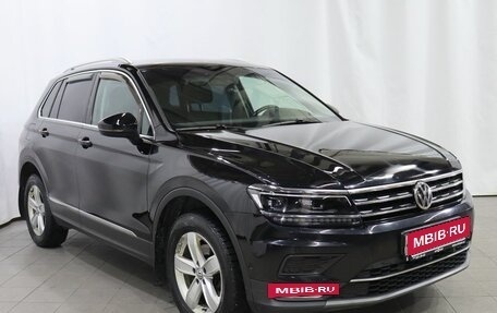 Volkswagen Tiguan II, 2017 год, 2 289 000 рублей, 3 фотография