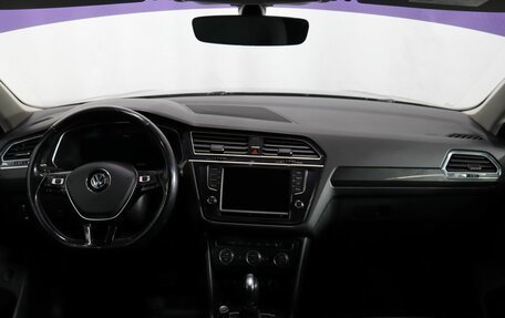 Volkswagen Tiguan II, 2017 год, 2 289 000 рублей, 13 фотография