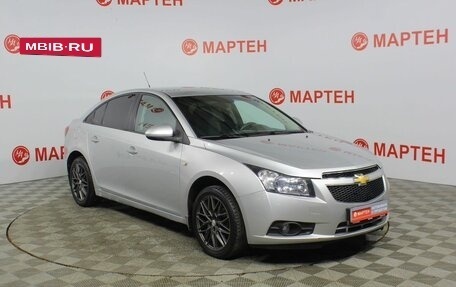 Chevrolet Cruze II, 2010 год, 723 000 рублей, 3 фотография