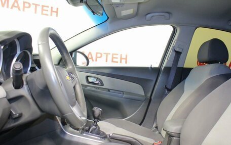 Chevrolet Cruze II, 2010 год, 723 000 рублей, 9 фотография