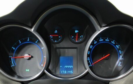 Chevrolet Cruze II, 2010 год, 723 000 рублей, 18 фотография
