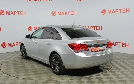 Chevrolet Cruze II, 2010 год, 723 000 рублей, 7 фотография