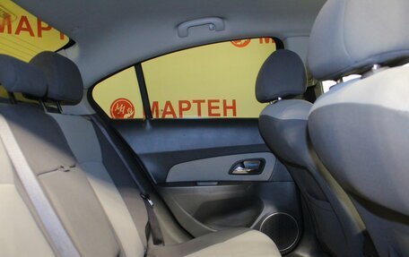 Chevrolet Cruze II, 2010 год, 723 000 рублей, 11 фотография