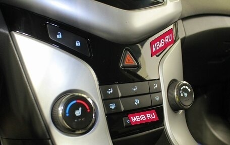 Chevrolet Cruze II, 2010 год, 723 000 рублей, 13 фотография