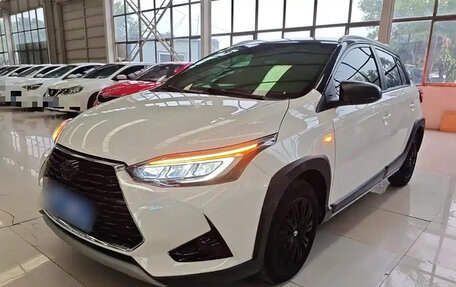 Toyota Yaris XP150 рестайлинг, 2022 год, 1 320 000 рублей, 1 фотография