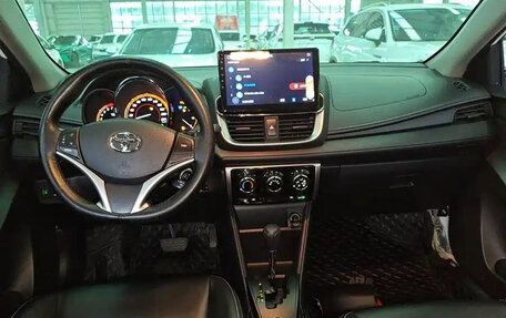 Toyota Yaris XP150 рестайлинг, 2022 год, 1 320 000 рублей, 9 фотография