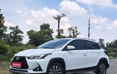 Toyota Yaris XP150 рестайлинг, 2022 год, 1 300 000 рублей, 1 фотография