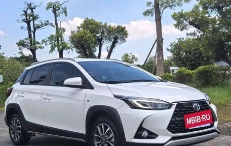 Toyota Yaris XP150 рестайлинг, 2022 год, 1 300 000 рублей, 3 фотография