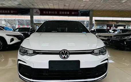 Volkswagen Golf VIII, 2021 год, 1 583 027 рублей, 2 фотография