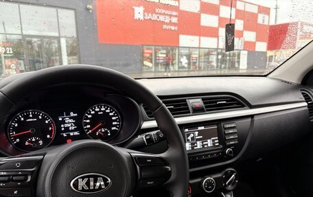 KIA Rio IV, 2018 год, 1 250 000 рублей, 8 фотография