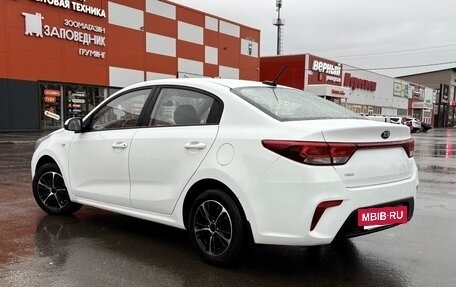 KIA Rio IV, 2018 год, 1 250 000 рублей, 4 фотография