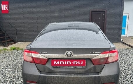 Toyota Camry, 2013 год, 1 700 000 рублей, 3 фотография