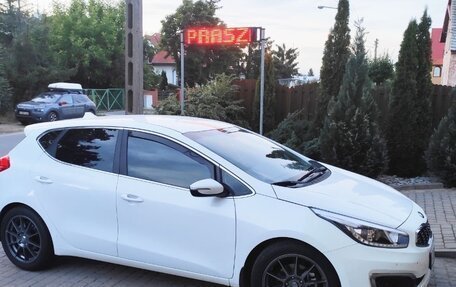 KIA cee'd III, 2016 год, 1 700 000 рублей, 2 фотография