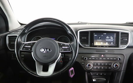 KIA Sportage IV рестайлинг, 2019 год, 2 399 990 рублей, 10 фотография