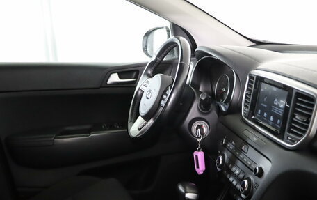 KIA Sportage IV рестайлинг, 2019 год, 2 399 990 рублей, 14 фотография