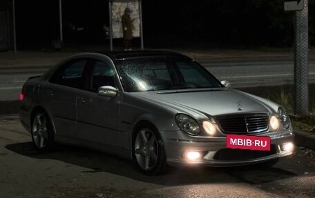 Mercedes-Benz E-Класс AMG, 2004 год, 1 390 000 рублей, 3 фотография